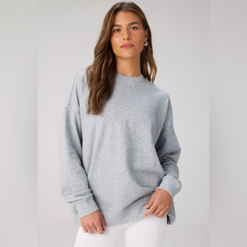 Fabletics Year Round Terry Oversized Crew Neck Sweatshirt NWT Small - Picture 2 of 8